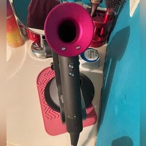 Dyson Supersonic in Charcoal and Fuchsia/ plus Dyson stand